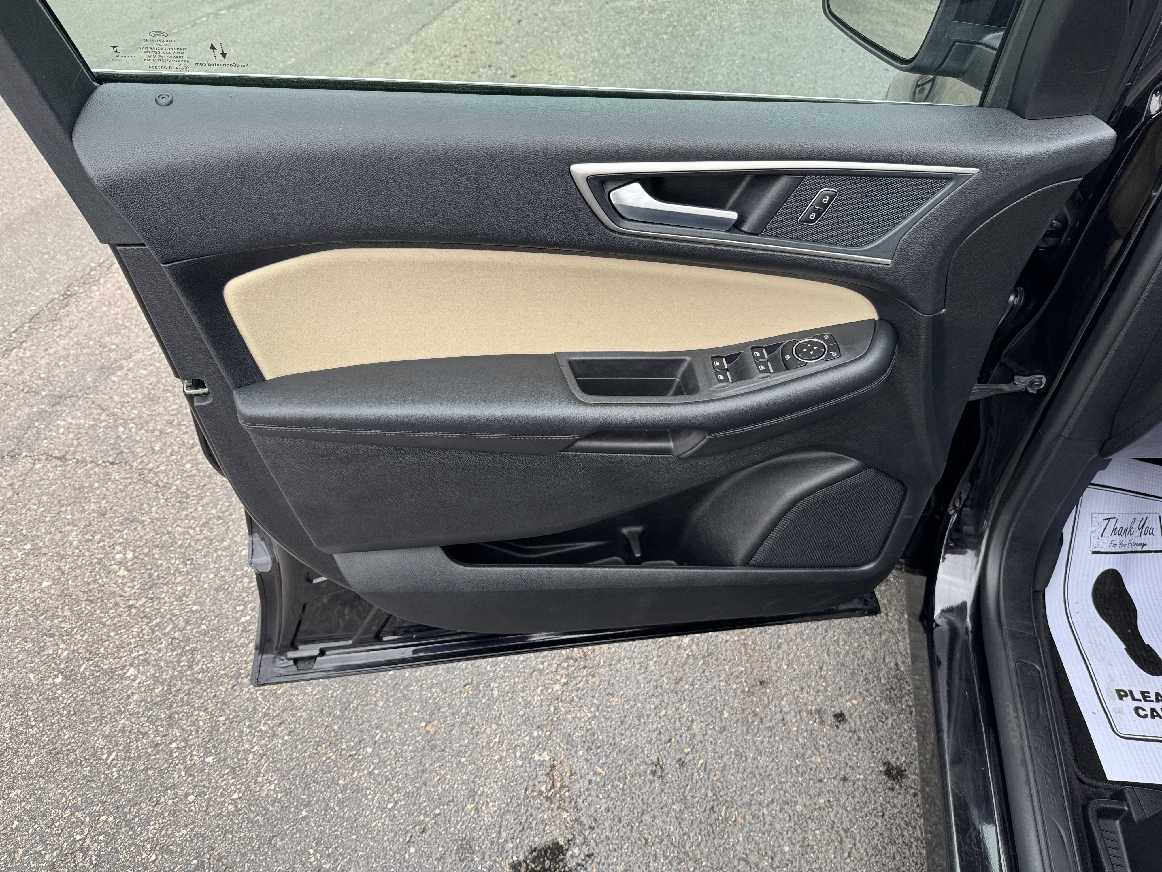 Used 2024 Ford Edge SEL AWD/4WD image 7