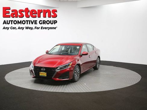Used 2023 Nissan Altima 2.5 SV w/ SV Premium Package FWD image 54
