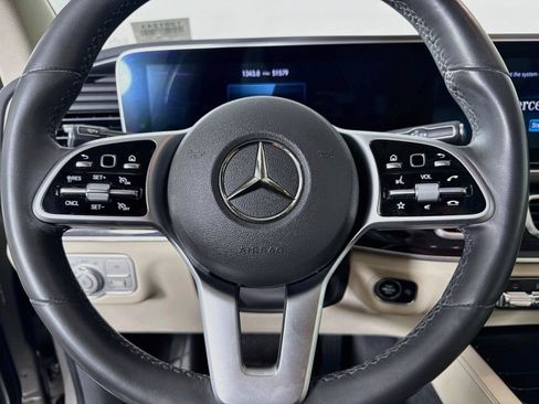 Used 2020 Mercedes-Benz GLE 350 image 17