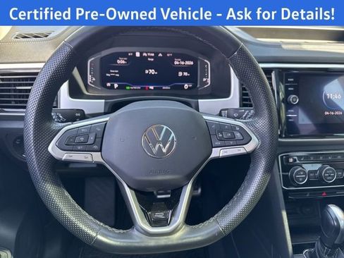 Certified 2022 Volkswagen Atlas SEL R-Line AWD/4WD image 11