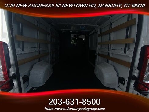 Used 2025 RAM ProMaster 2500 w/ U-Haul Equipment Group FWD image 24