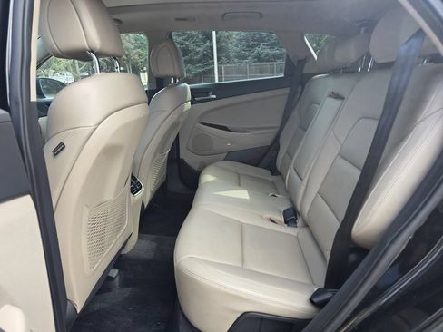 Used 2017 Hyundai Tucson Limited w/ Limited Ultimate Package 03 FWD image 17