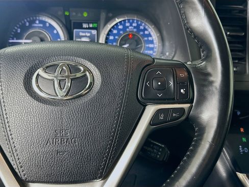 Used 2019 Toyota Sienna Limited Premium AWD/4WD image 21