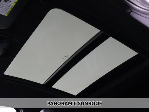 Used 2023 BMW X4 xDrive30i w/ Convenience Package image 4