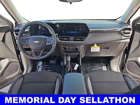 New 2026 Chevrolet TrailBlazer LS FWD image 9