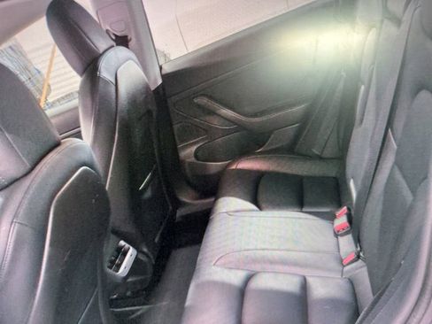 Used 2020 Tesla Model 3 Long Range image 7