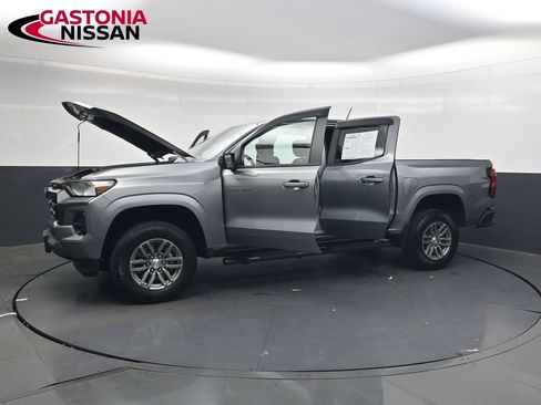 Used 2024 Chevrolet Colorado LT w/ LT Convenience Package II RWD image 44