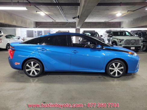 Certified 2017 Toyota Mirai image 3
