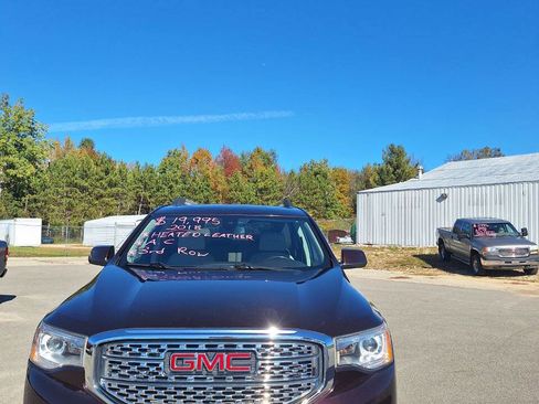 Used 2018 GMC Acadia Denali w/ LPO, Floor Liner Package image 2