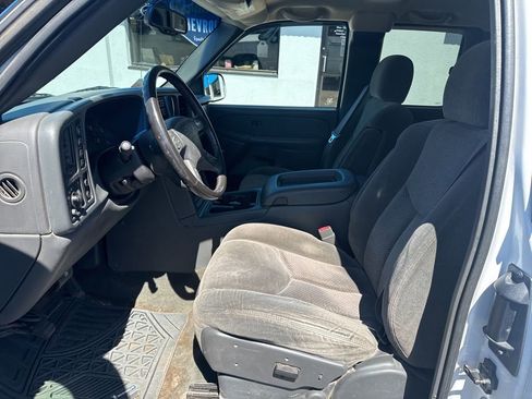 Used 2003 Chevrolet Silverado 1500 LS w/ Off-Road Package AWD/4WD image 17