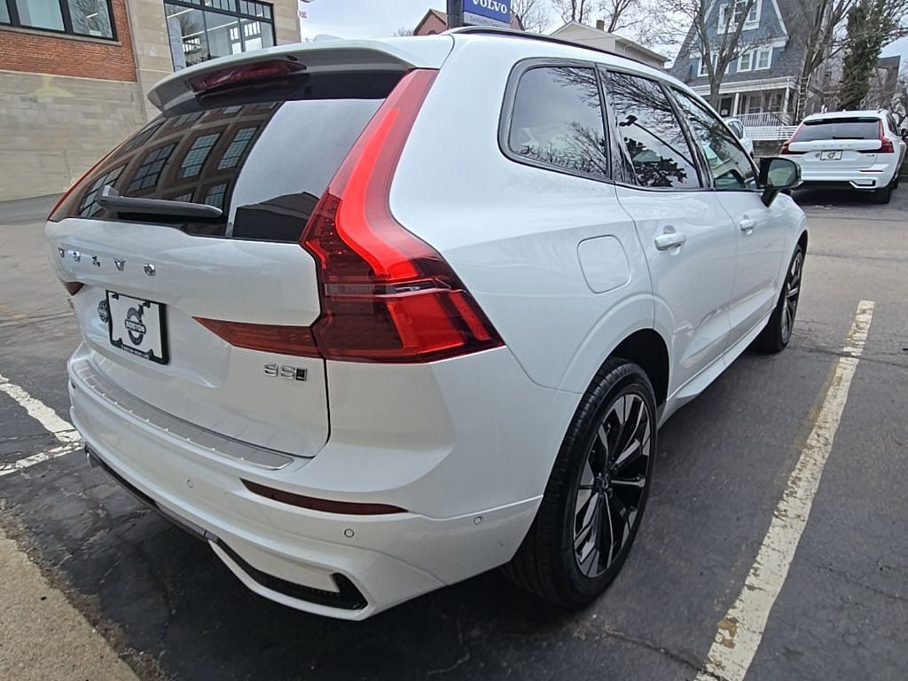 New 2026 Volvo XC60 B5 Plus w/ Protection Package Premier AWD/4WD image 8