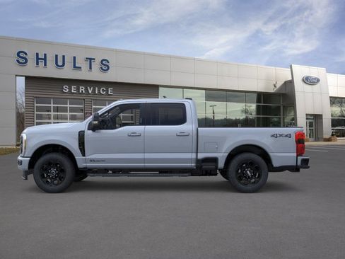 New 2026 Ford F250 Lariat w/ Black Appearance Package AWD/4WD image 4