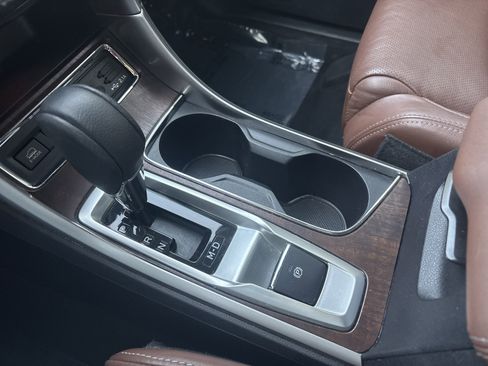 Used 2020 Subaru Ascent Touring w/ Popular Package #2A image 24