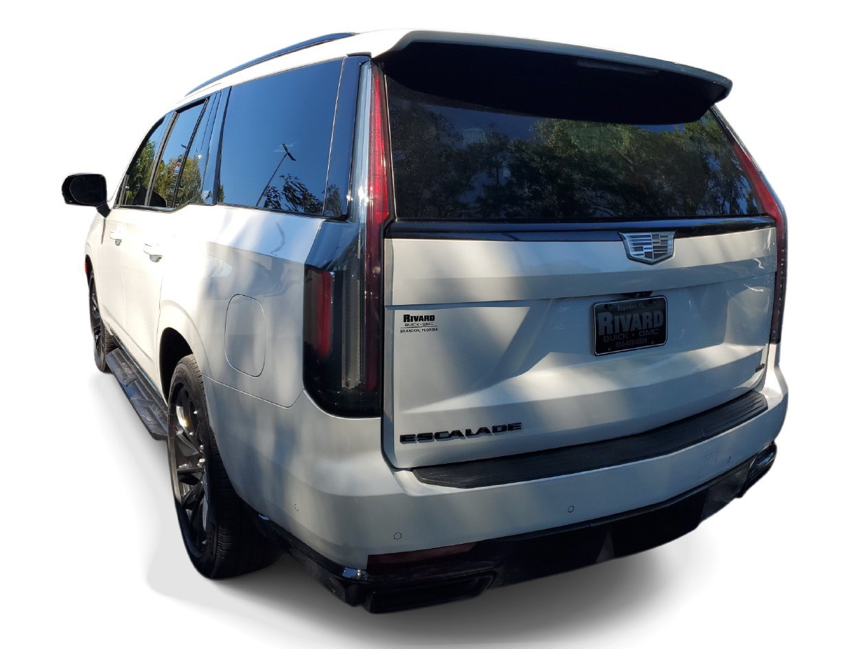 Used 2022 Cadillac Escalade Sport w/ Touring Package AWD/4WD image 3