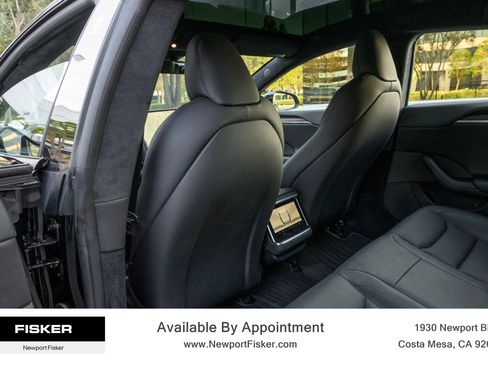Used 2022 Tesla Model S image 17