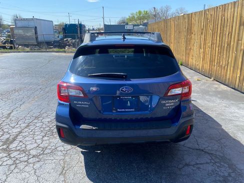 Used 2019 Subaru Outback 3.6R Limited w/ Popular Package #2 image 9