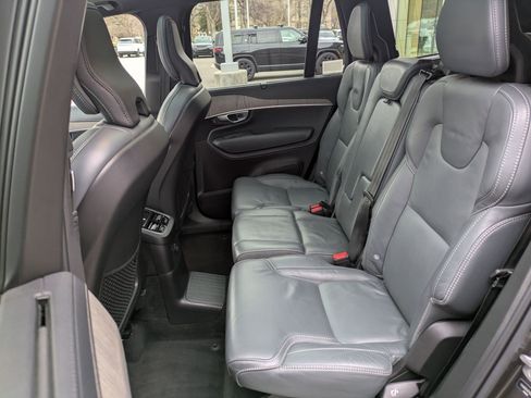 Certified 2023 Volvo XC90 T8 Ultimate image 29