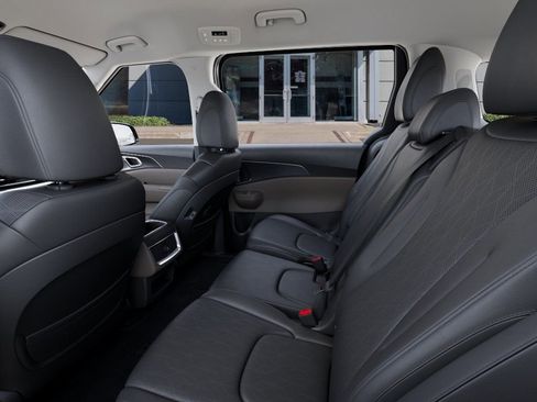 New 2026 Kia Carnival FWD image 23
