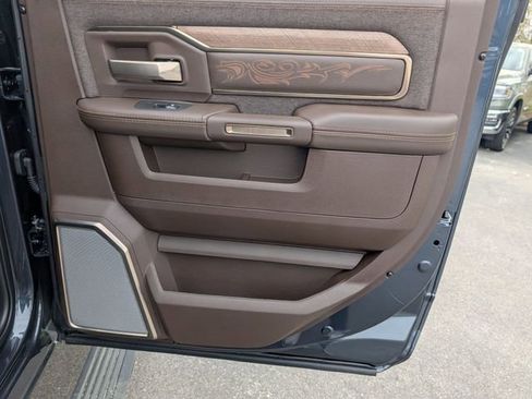 New 2026 RAM 2500 Limited AWD/4WD image 31