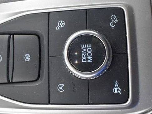 Used 2020 Ford Explorer ST w/ ST Street Pack image 31