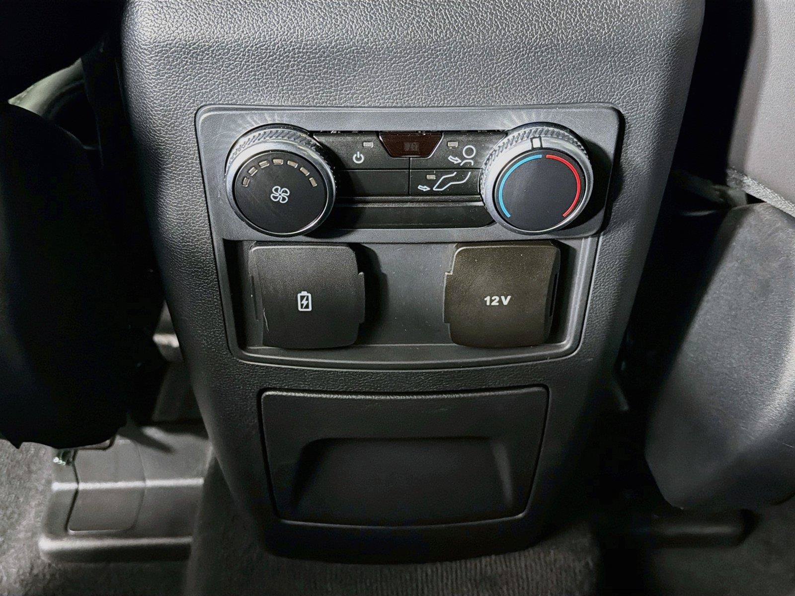 Used 2022 Ford Explorer XLT w/ Equipment Group 202A AWD/4WD image 28
