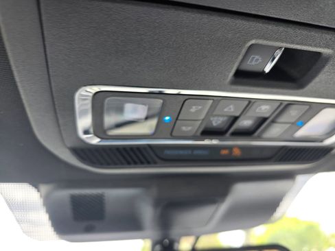 Used 2024 Ford F150 Lariat AWD/4WD image 44