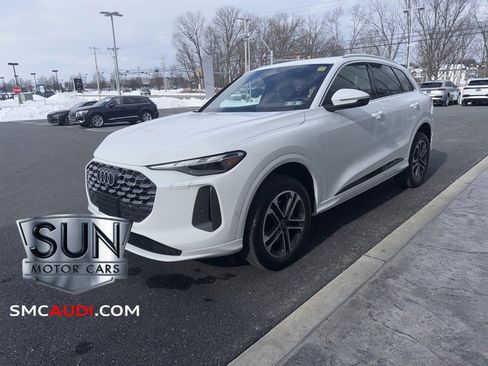 Used 2025 Audi Q5 2.0T Premium w/ Convenience Package image 29