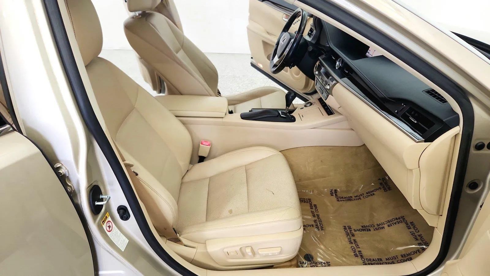 Used 2014 Lexus ES 350 w/ Luxury Package FWD image 30