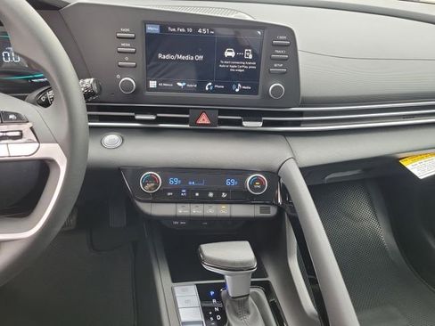 New 2026 Hyundai Elantra Blue image 12