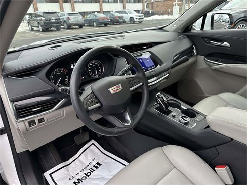 Certified 2023 Cadillac XT4 Premium Luxury w/ Cold Weather Package image 19