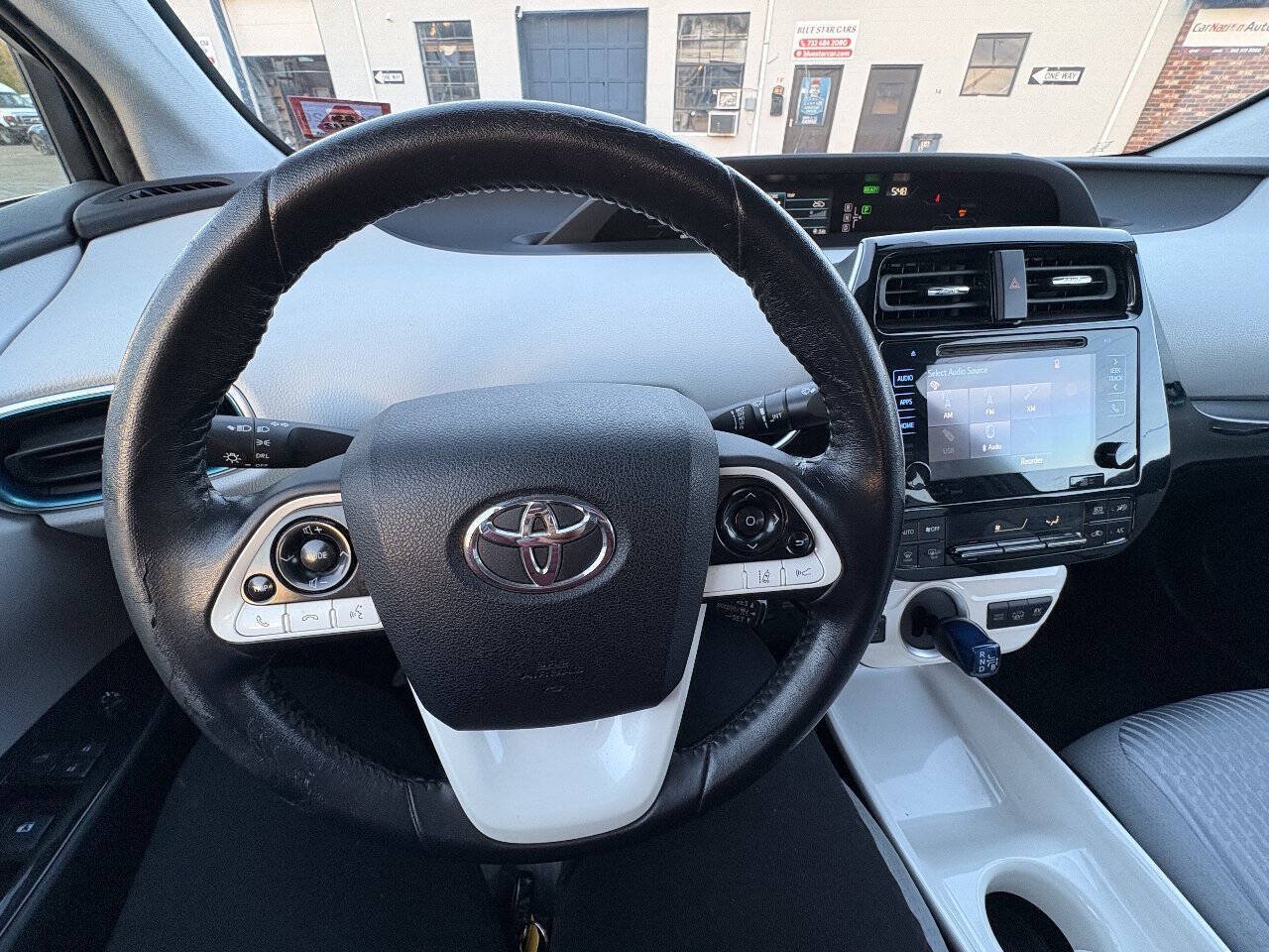 Used 2017 Toyota Prius Prime Plus FWD image 19