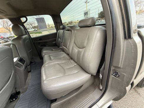 Used 2003 Chevrolet Silverado 2500 LT image 37