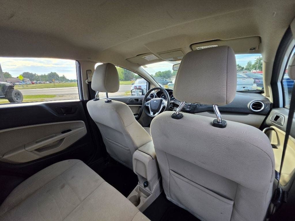 Used 2017 Ford Fiesta SE FWD image 19