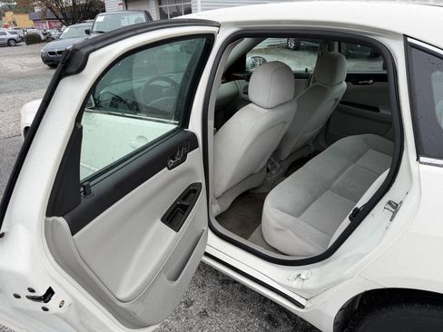 Used 2007 Chevrolet Impala LS image 13