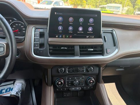 Used 2021 Chevrolet Tahoe High Country AWD/4WD image 12