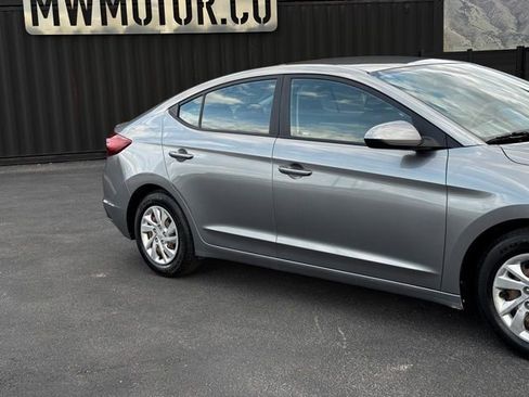 Used 2019 Hyundai Elantra SE w/ Cargo Package FWD image 37