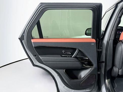 Used 2025 Land Rover Range Rover Sport SV Edition Two image 22