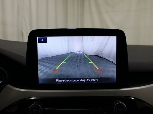 Used 2021 Ford Escape SE w/ Convenience Package FWD image 16