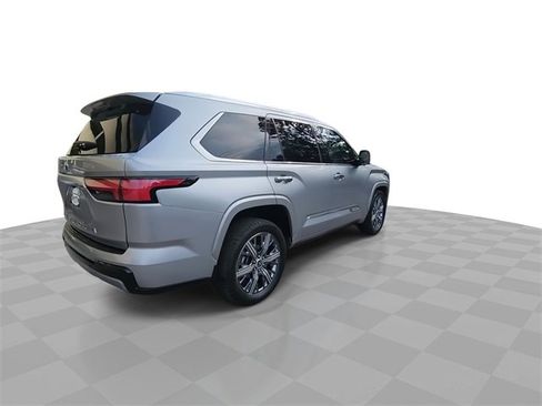 Used 2023 Toyota Sequoia Capstone image 8