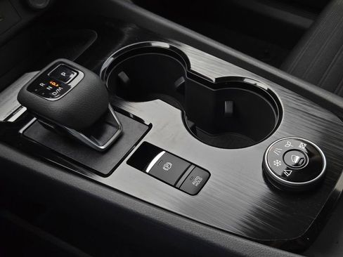 New 2026 Nissan Rogue SV AWD/4WD image 23