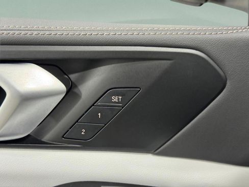 Used 2024 BMW X5 xDrive40i w/ Premium Package image 23