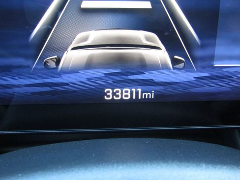 Used 2025 Chevrolet Equinox LT AWD/4WD image 25