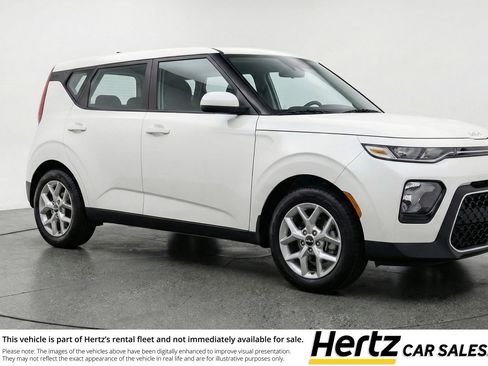 Used 2025 Kia Soul LX w/ LX Technology Package image 1