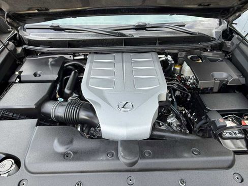 Used 2017 Lexus GX 460 image 33