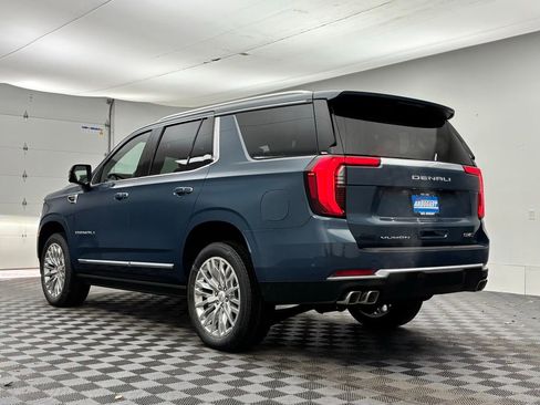New 2026 GMC Yukon Denali w/ Sun & Power Step Package image 13