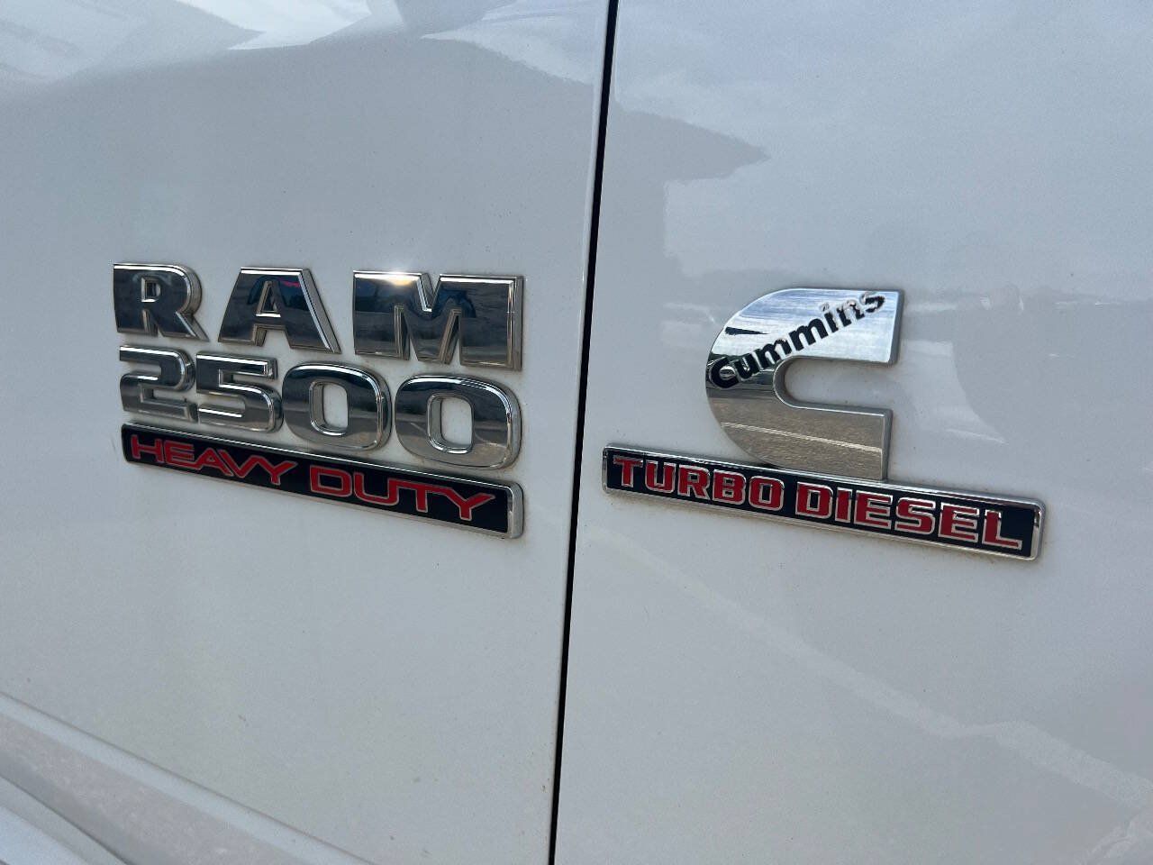 Used 2018 RAM 2500 SLT AWD/4WD image 25