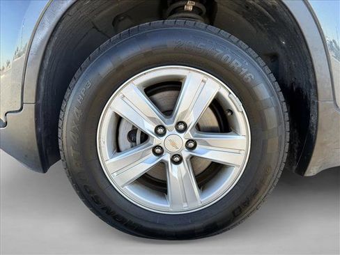 Used 2022 Chevrolet Trax LT w/ Premium Seat Package image 24
