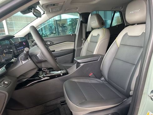 New 2026 Chevrolet Trax ACTIV w/ Sunroof Package image 7