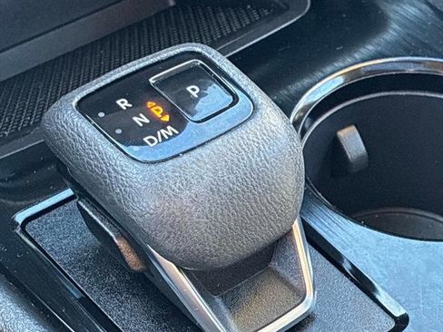 Used 2023 Nissan Rogue SV w/ SV Premium Package image 27