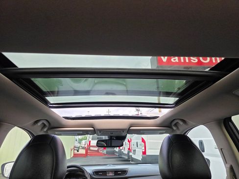 Used 2020 Nissan Rogue SL w/ Premium Package FWD image 14